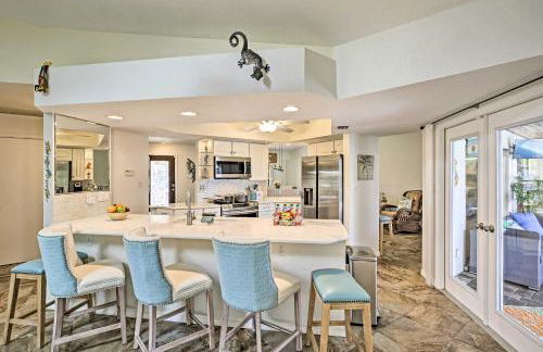 Canal Waterfront Home with Private Pool and Dock! - Foto 8