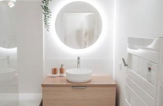 Le Terra Cholet - T2 Centre - Terrasse - Parking - 25 min Puy duFou - Foto 6