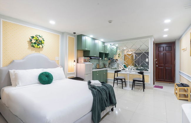 SAZI Church View Home - Free Nails/HairWash - Photo 2