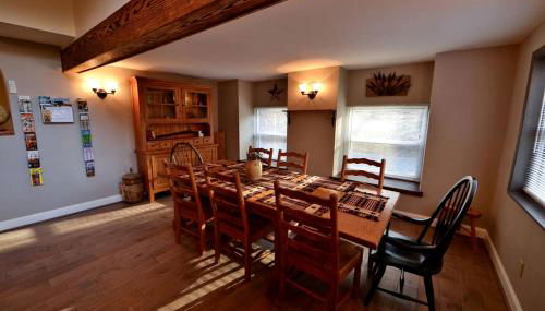 Secluded Cabin Close to the Shenandoah River in Shenandoah, Virginia - Photo 4