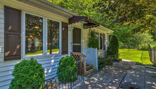 Serene Orchard Park Apartment Large Yard and Patio! - Foto 1