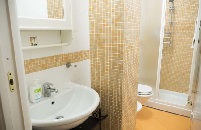 Casa Bella Marconi is an Apartment of 34 Square Meters. Clean, Bright, in the Heart of the City - Foto 19