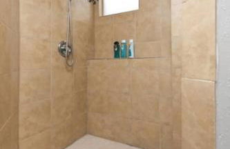 #StayinMyDistrict Hyde Park Down - Photo 6