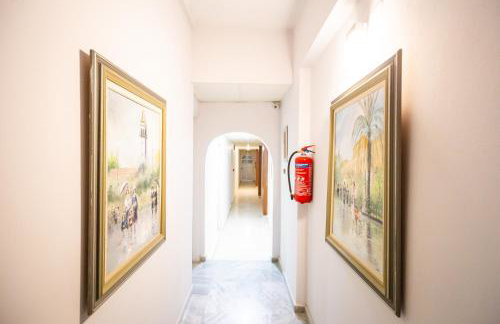 Vivian Hotel - Photo 47