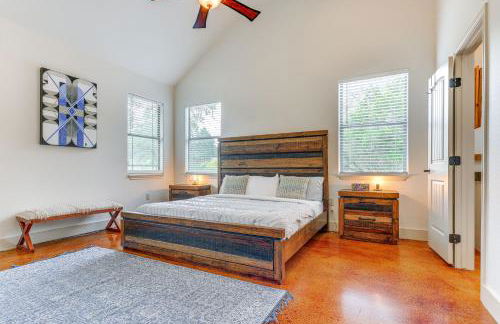 San Marcos Home with Fire Pit about 10 Mi to Downtown! - Photo 8