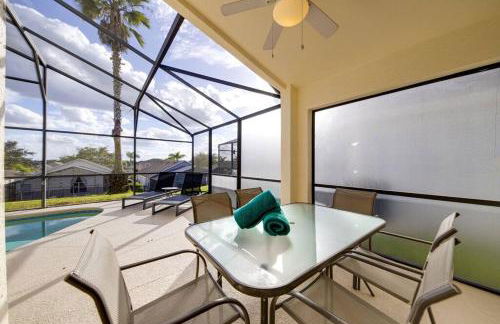 630- 3 Bedroom South facing Home with Pool Drenched in Florida Sunshine Perfect for Families - Foto 20