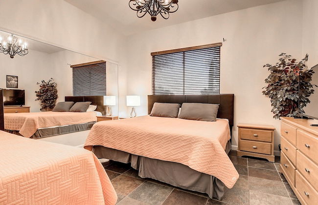 Custom Home! 2+ Acres True Indoor-outdoor Living! - Foto 10