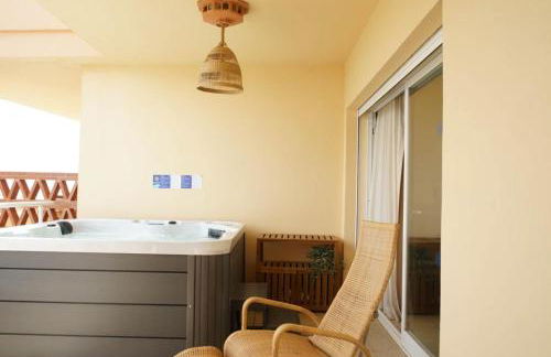 Malibu Mansions Increible apartamento con jacuzzi - Photo 2