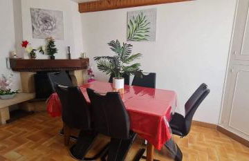 Belle Maison avec jardin RDC T3 de 70m2 Vacances ou cure thermale Rochefort - Foto 10