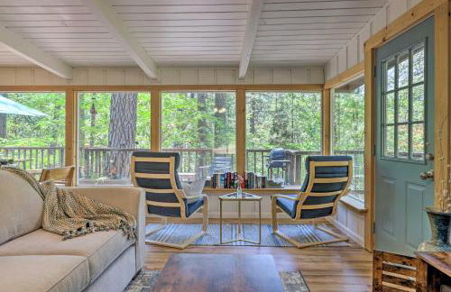 Loch Lomond Cabin with Hot Tub, Near Wineries! - Foto 5