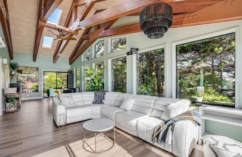 Riverfront! Family Friendly, Hot Tub, Fire Pit, EV - Foto 11