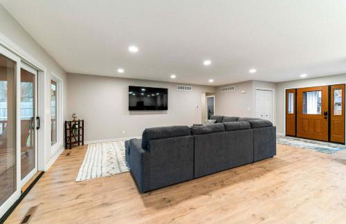 Spacious 5BR Family Home Near ISU & Attractions - Foto 15