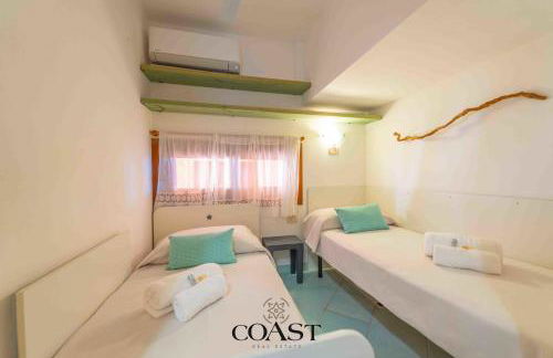 Sun Apartment - Vista mare, Wi-Fi & AC - Foto 16