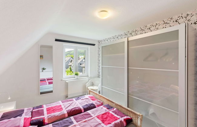 Schones Ferienhaus in Winterberg mit Terrasse - Foto 11