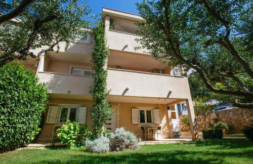 Peaceful Family Apartment with PRIVATE GARAGE Free Parking, Split - Foto 67