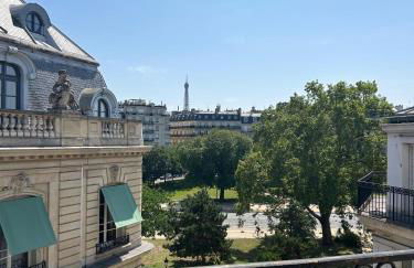 Vue Tour Eiffel et 5 minutes des Champs-Elysees Appartement 2 chambres Paris 16 Etoile - Foto 1