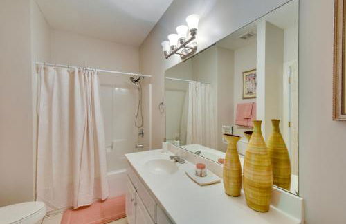 Balcony and Golf Course View! Condo at Kingwood - Foto 20