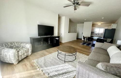 Papillion The White Pine Modern Spacious with Garage - Foto 1