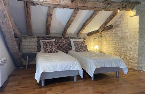 Grange rénovée du XVIIIème siècle - Foto 16