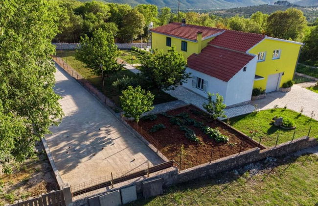 Tranquil Oasis Holiday Home Primorski Dolac With Pool - Foto 27