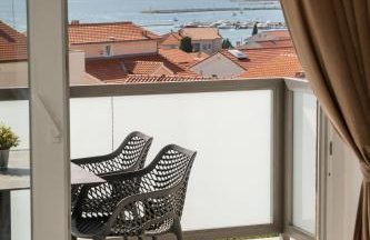 Poolside Hideout Apartments - Photo 83