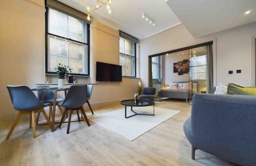 stylish 2bed condo city centre - Photo 16