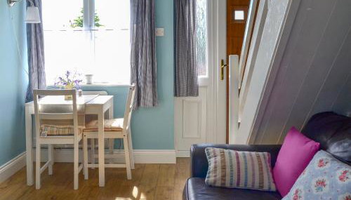 Crown Courtyard Cottage - Foto 2