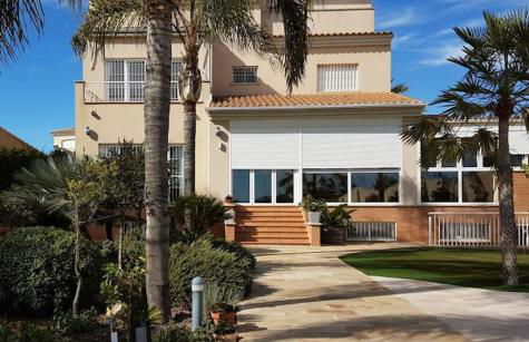 chalet & piscina-jardín-barbacoa - Foto 1