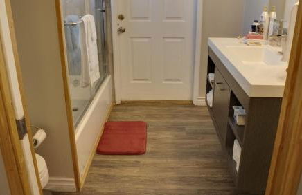 Private Home - Playground, Jumping Mat, BBQ, Darts, Firepit, Gazebo, 4 Smart TVs, White Cotton Bedding, - The Redwood Cul-De Sac Beach Retreat - Foto 24