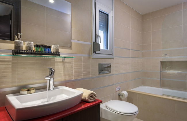 Quinn Hill Luxury Villa - Photo 15