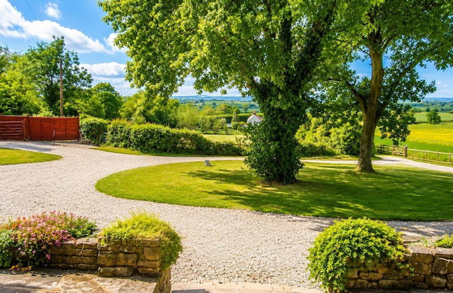 Arden Hill Farm House - Sleeps up to 16 - Snooker Table - HOT TUB - Foto 45