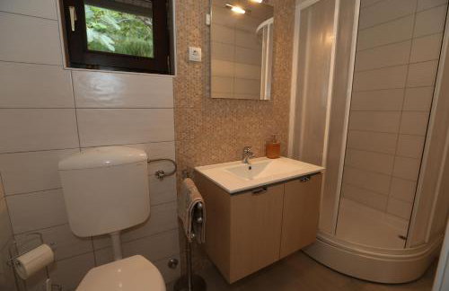 Apartments Juranić - Photo 49