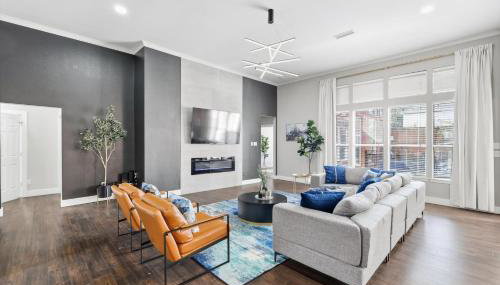 5BD 2BA Vacation Retreat w Pool Hot Tub & BBQ - Foto 2