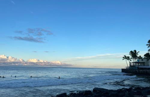 Direct oceanfront Magic Sands beach condo - Pool, AC, 2B2B, sleeps 6 - Foto 42