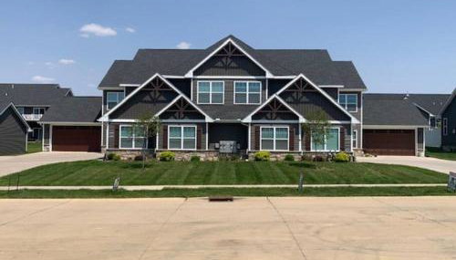 Brand New 3 Bedroom Condo in Bettendorf - Foto 1