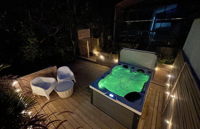 River View Guest House, Jacuzzi, Boat, Fire Hire - Photo 13