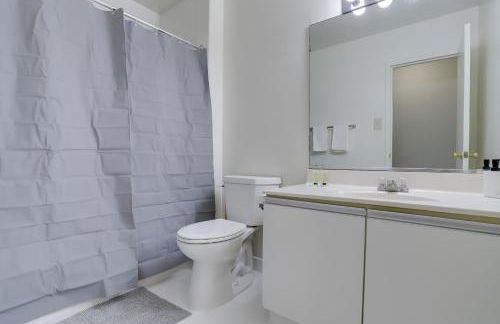 Fantastic 2 BR Apt + Den @Crystal City With Gym - Foto 40