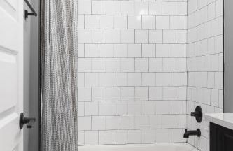 Condo with Free Parking, 3 mi Downtown & Stadium, by Coffee - Foto 28