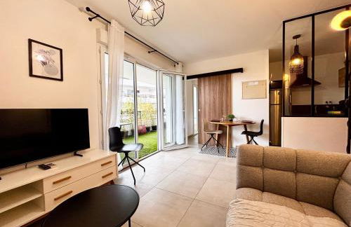 Casamea - Terrasse, Proche Hôpital, WiFi, Clim - Foto 7