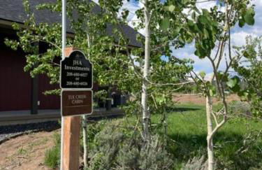 3505 Joseph Dr Cabin with breathtaking views, 30 miles to Yellowstone - Photo 20