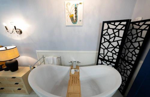 Ground Floor Waterfront on The Rez in Madison - Foto 7