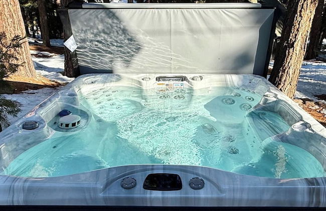 Peaceful Tahoe Retreat by Avantstay Cozy Modern Cabin Sauna, Hot Tub + Fireplace Near Lake - Foto 37