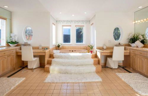 Stradella Spanish - Contemporary Mediterranean Estate w/ Resort-style Yard - Photo 36