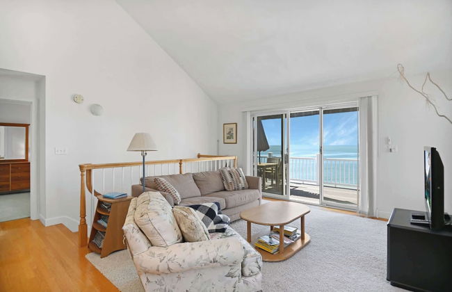 3BR Oceanfront on Nubble Cliffs! - Photo 17