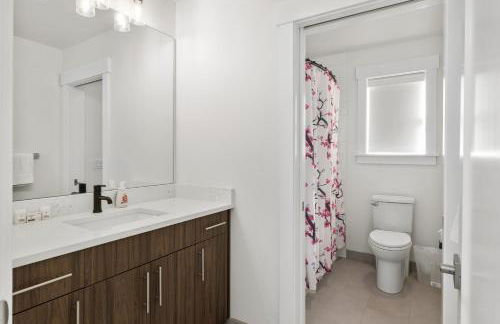 Wildwood Cabin at Suncadia- Hot Tub, Firepit, BBQ, Gourmet Kitchen, Fireplace, Smart TVs, Hi-speed Wi-Fi, Secluded - Foto 35