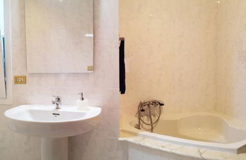 Amplio apartamento a 5 minutos del centro - Foto 4