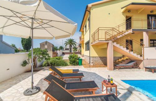 Villa Maredi with pool - Foto 7