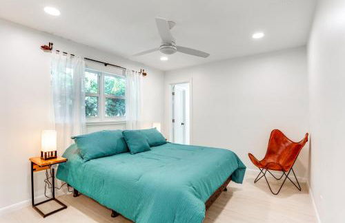 Vibrant North Palm Beach Home about 2 Mi to Beach! - Foto 17