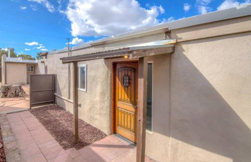 Modern and Quiet Living Central - Foto 3