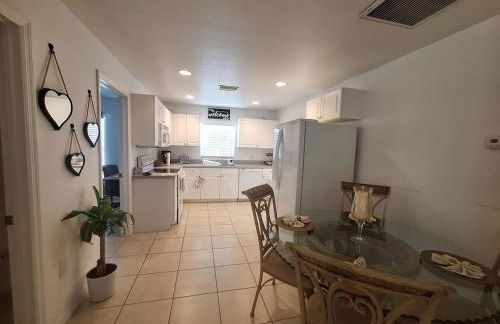 Home 3 beds 1 full bath 1 half bath Port Charlotte near beach - Foto 15